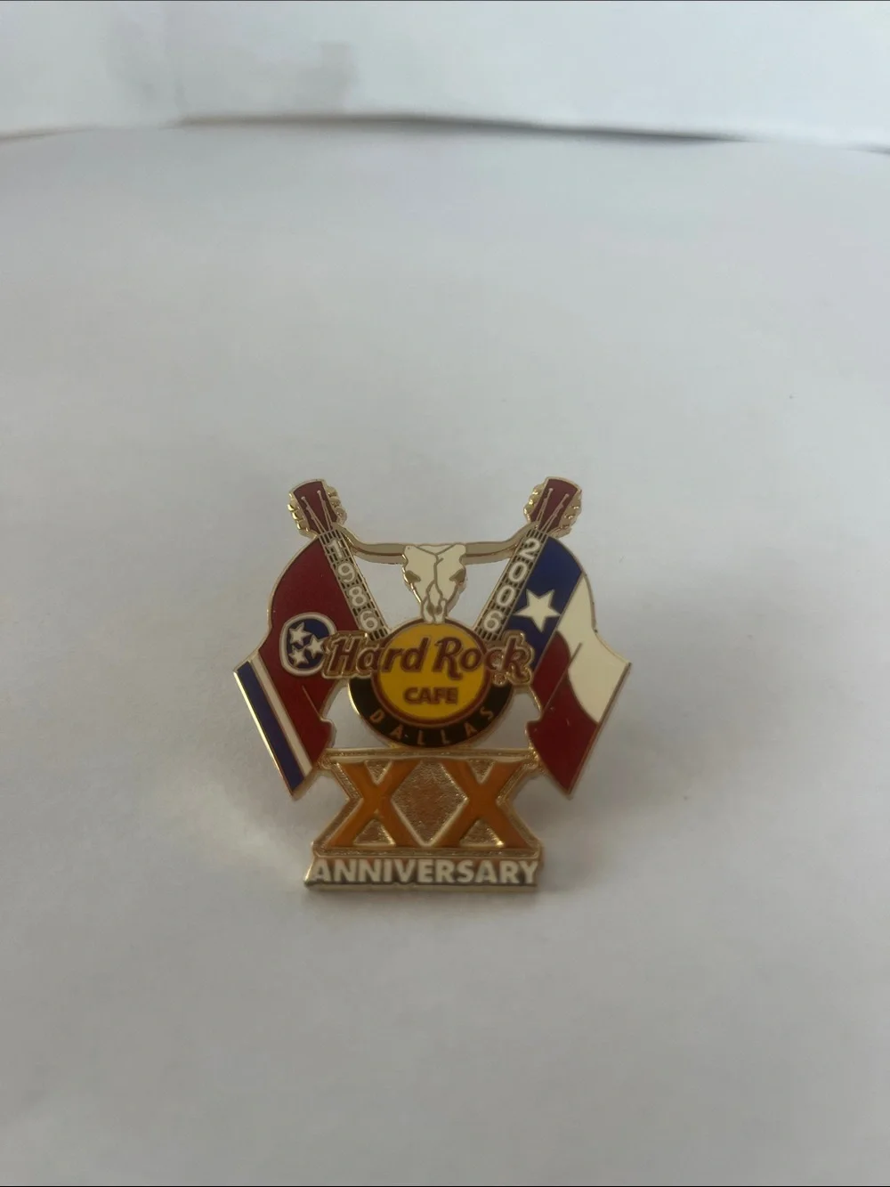Hard Rock Cafe Red, Blue, White & Gold Anniversary Pin Dallas